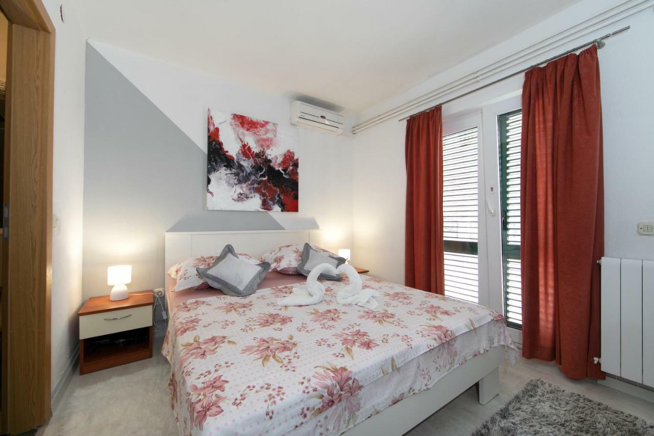 David I Rino Apartment Brela Exterior photo