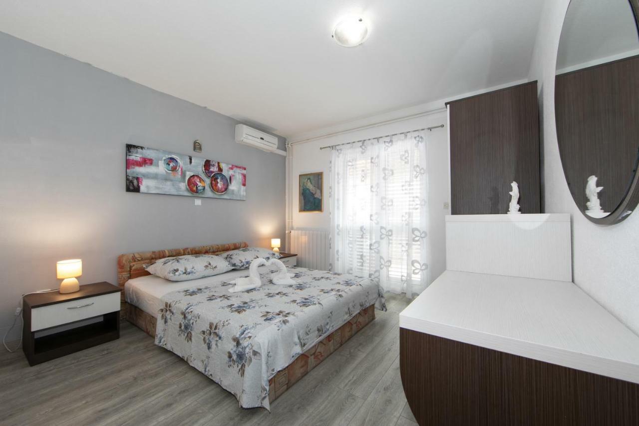 David I Rino Apartment Brela Exterior photo